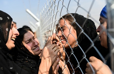عکس/ اشک ذوف رهایی از داعش