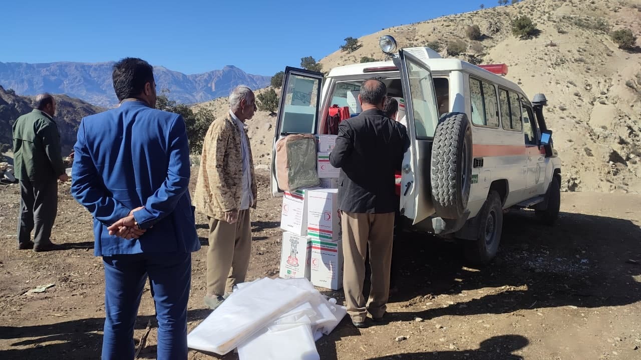 حدود 20 کیلومتر راه روستایی  با اعتبار بالغ بر 600 میلیارد ریال در شهرستان لنده درحال آسفالت، بهسازی و زیرسازی است حدود 20 کیلومتر راه روستایی  با اعتبار بالغ بر 600 میلیارد ریال در شهرستان لنده درحال آسفالت، بهسازی و زیرسازی است
