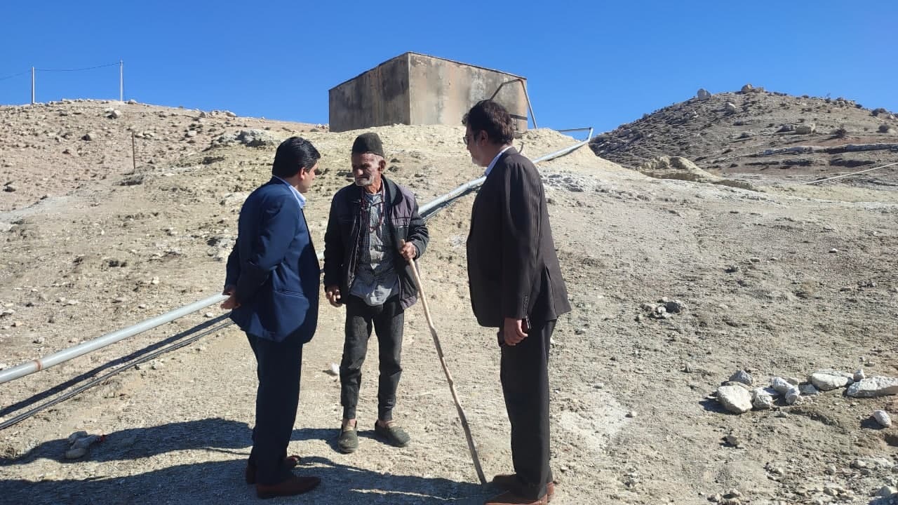 حدود 20 کیلومتر راه روستایی  با اعتبار بالغ بر 600 میلیارد ریال در شهرستان لنده درحال آسفالت، بهسازی و زیرسازی است حدود 20 کیلومتر راه روستایی  با اعتبار بالغ بر 600 میلیارد ریال در شهرستان لنده درحال آسفالت، بهسازی و زیرسازی است