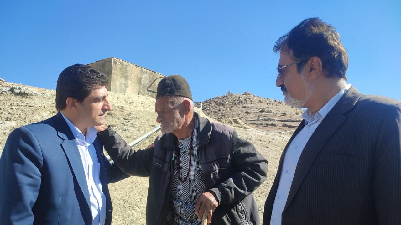 حدود 20 کیلومتر راه روستایی  با اعتبار بالغ بر 600 میلیارد ریال در شهرستان لنده درحال آسفالت، بهسازی و زیرسازی است حدود 20 کیلومتر راه روستایی  با اعتبار بالغ بر 600 میلیارد ریال در شهرستان لنده درحال آسفالت، بهسازی و زیرسازی است