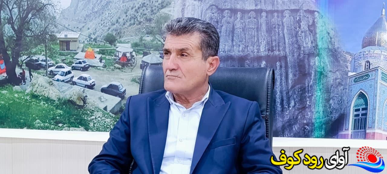تاکید فرماندار بهمئی بر رفع مشکلات محل احداث طرح مسکن جوانی جمعیت و لزوم تکمیل و راه اندازی مسیر و محور ارتباطی لیکک به جایزان